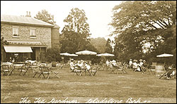 Tea Gardens, Gladstone Park, Dollis Hill c1910