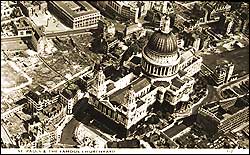 St.Pauls and churchyard